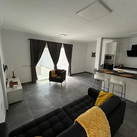 La Caracola El Medano * La Mareta